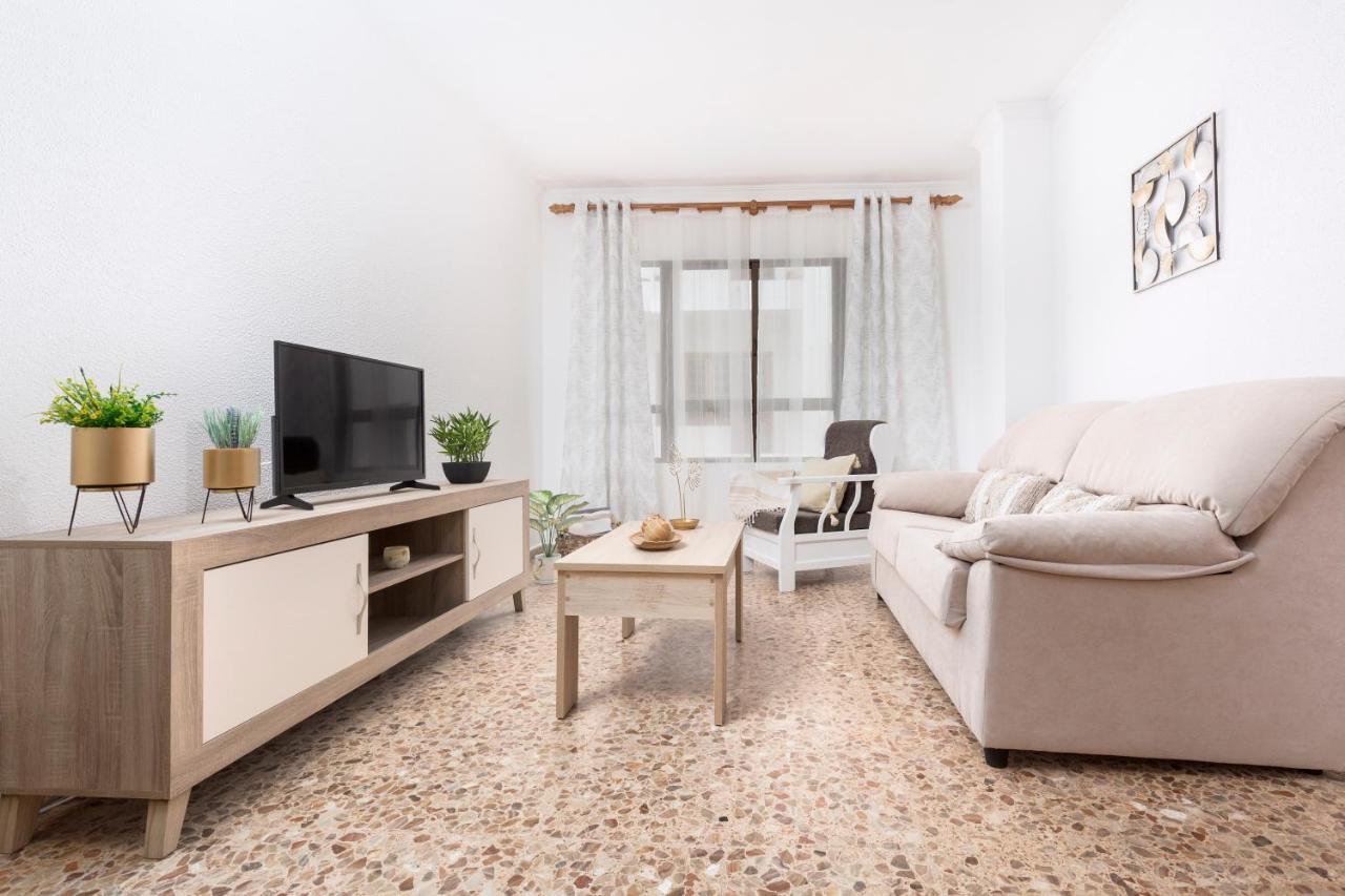 Home2Book Cozy Apt Near The Beach In Гран Тарахал Екстериор снимка